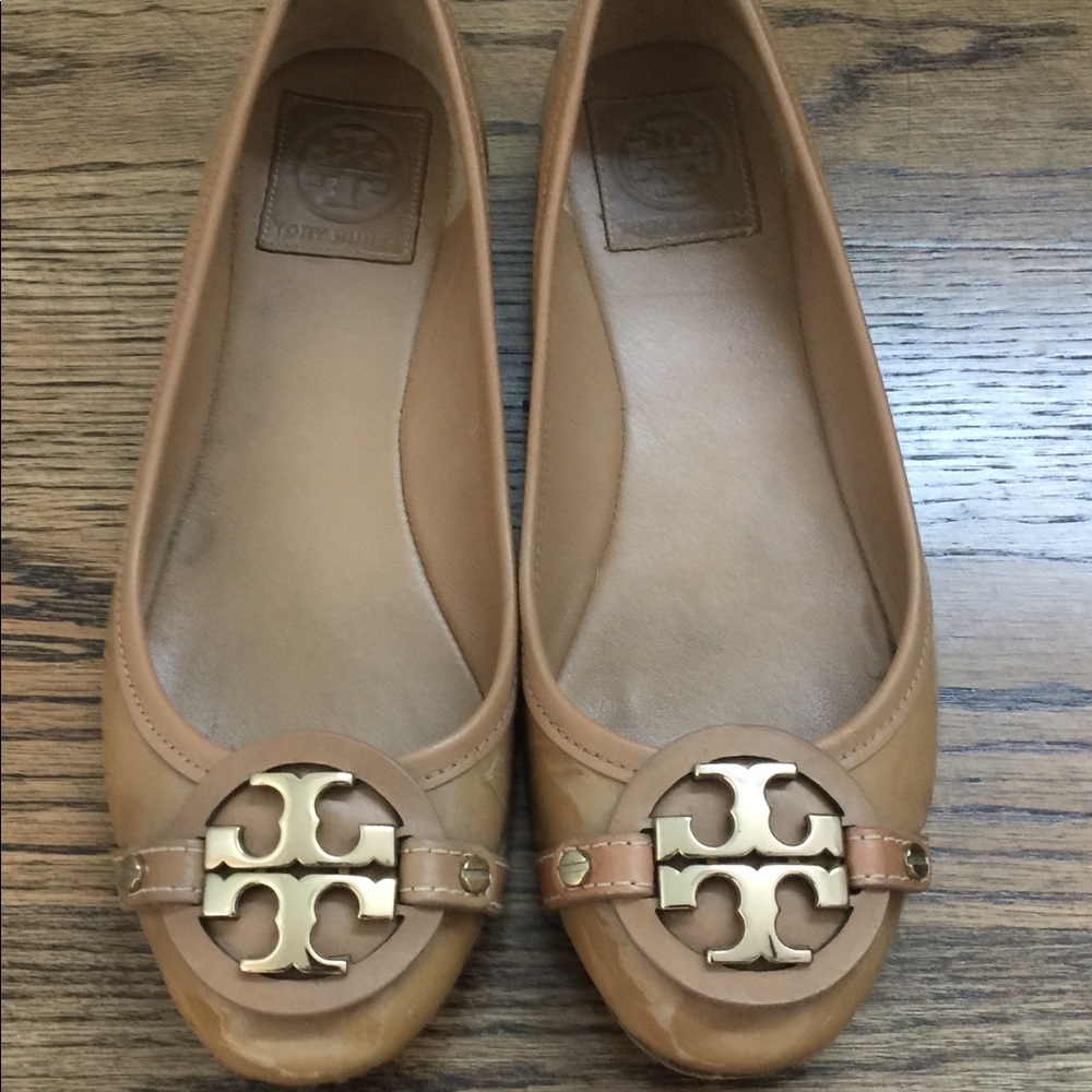 TORY BURCH Ballet flats with gold hardware  7.5